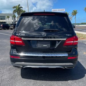 MERCEDES-BENZ GLS - 4
