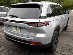 2025 JEEP GRAND CHEROKEE ALTITUDE 照片 2