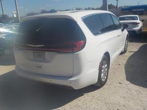 CHRYSLER PACIFICA TOURING L - 2