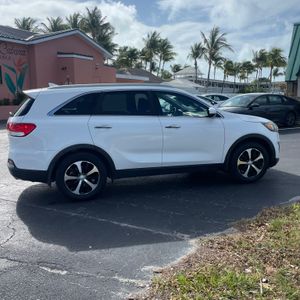 KIA SORENTO EX V6 - 6