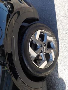 HYUNDAI VENUE SEL - 9