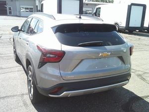 صورة 26 لـ 2025 Chevrolet TRAX LT