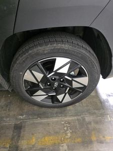 HYUNDAI KONA SEL - 10