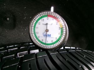 CHRYSLER PACIFICA TOURING L - 8