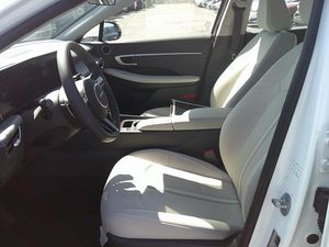 HYUNDAI SONATA SEL - 3