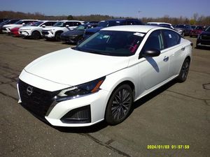 NISSAN ALTIMA SV - 1