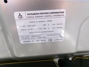 2025 Mitsubishi OUTLANDER SE — миниатюра 23