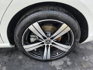 2025 Mercedes-BENZ C-CLASS 照片 8
