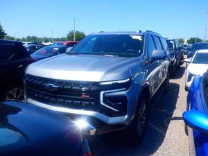 CHEVROLET SUBURBAN Z71 - 1