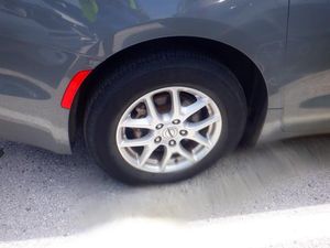 CHRYSLER PACIFICA TOURING L - 8