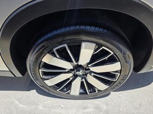 2025 Mitsubishi OUTLANDER SE — миниатюра 13