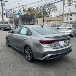 KIA FORTE GT-LINE - 5