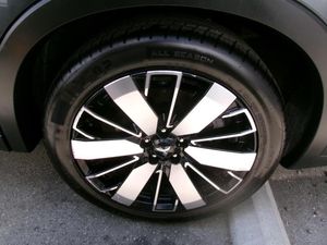 2025 Mitsubishi OUTLANDER SE — миниатюра 18