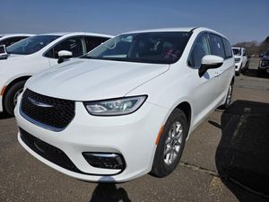 CHRYSLER PACIFICA TOURING L - 1