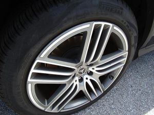 MERCEDES-BENZ GLS - 9