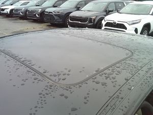 2025 Mercedes-BENZ C-CLASS — миниатюра 25