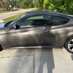 HYUNDAI GENESIS COUPE 2.0T - 2