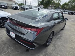 HYUNDAI ELANTRA SEL CONVENIENCE - 2