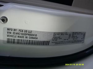 CHRYSLER PACIFICA LIMITED - 7