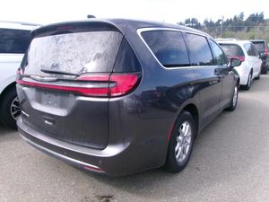 CHRYSLER PACIFICA TOURING L - 2