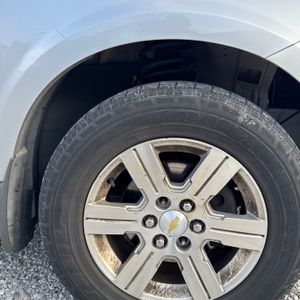 2011 Chevrolet TRAVERSE LT photo 13