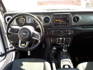 JEEP WRANGLER UNLIMITED SAHARA - 4