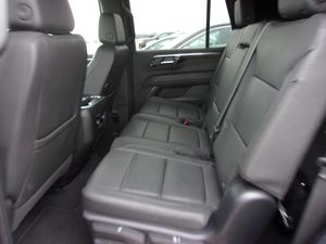 2025 Chevrolet TAHOE LT — фото 26
