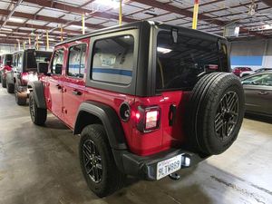 2025 JEEP WRANGLER RUBICON — фото 18