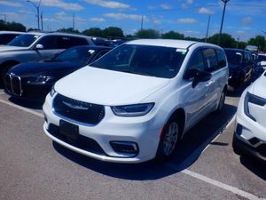 CHRYSLER PACIFICA TOURING L - 1