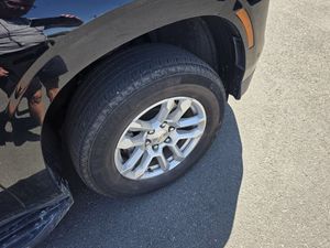 2025 Chevrolet TAHOE LT 照片 13