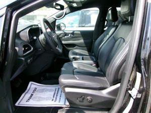 CHRYSLER PACIFICA SELECT - 3