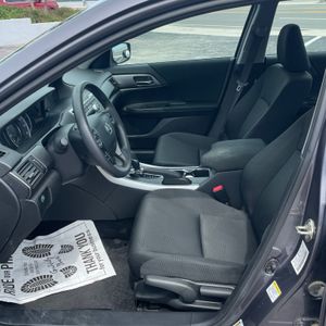 2015 Honda ACCORD LX — миниатюра 24