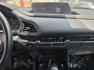 صورة 24 لـ 2025 Mazda CX-30 2.5 S PREFERRED PACKAGE