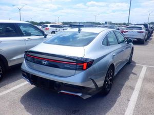 HYUNDAI SONATA SEL - 2