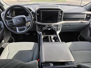 FORD F-150 XLT - 4