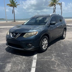 2014 Nissan ROGUE SV — фото 1