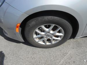 CHRYSLER VOYAGER LX - 9