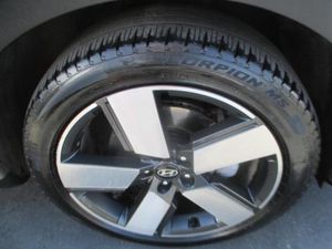 HYUNDAI SANTA FE LIMITED - 9