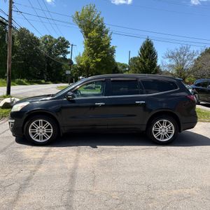 2014 Chevrolet TRAVERSE LT — фото 2