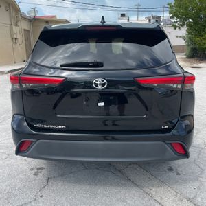 صورة 4 لـ 2021 Toyota HIGHLANDER LE