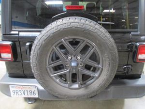 2025 JEEP WRANGLER SPORT 照片 25
