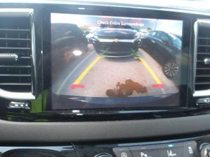 CHRYSLER PACIFICA TOURING L - 4