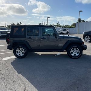 JEEP WRANGLER JK UNLIMITED SPORT S - 6