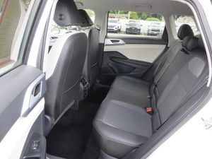 صورة 26 لـ 2025 Volkswagen TAOS SE
