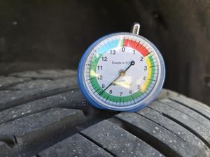 JEEP GRAND WAGONEER SERIES II - 10