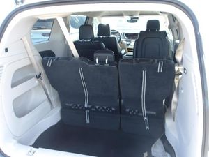 CHRYSLER PACIFICA TOURING L - 6