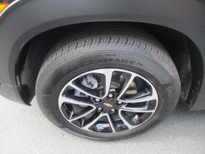 صورة 10 لـ 2025 Chevrolet TRAILBLAZER LT