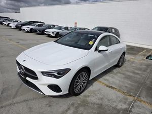 MERCEDES-BENZ CLA - 1