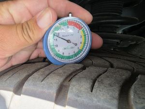 FORD EXPLORER XLT - 9