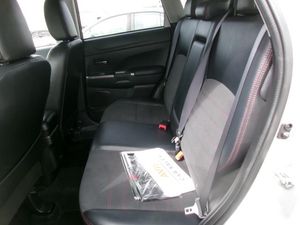 صورة 17 لـ 2025 Mitsubishi OUTLANDER SPORT SE